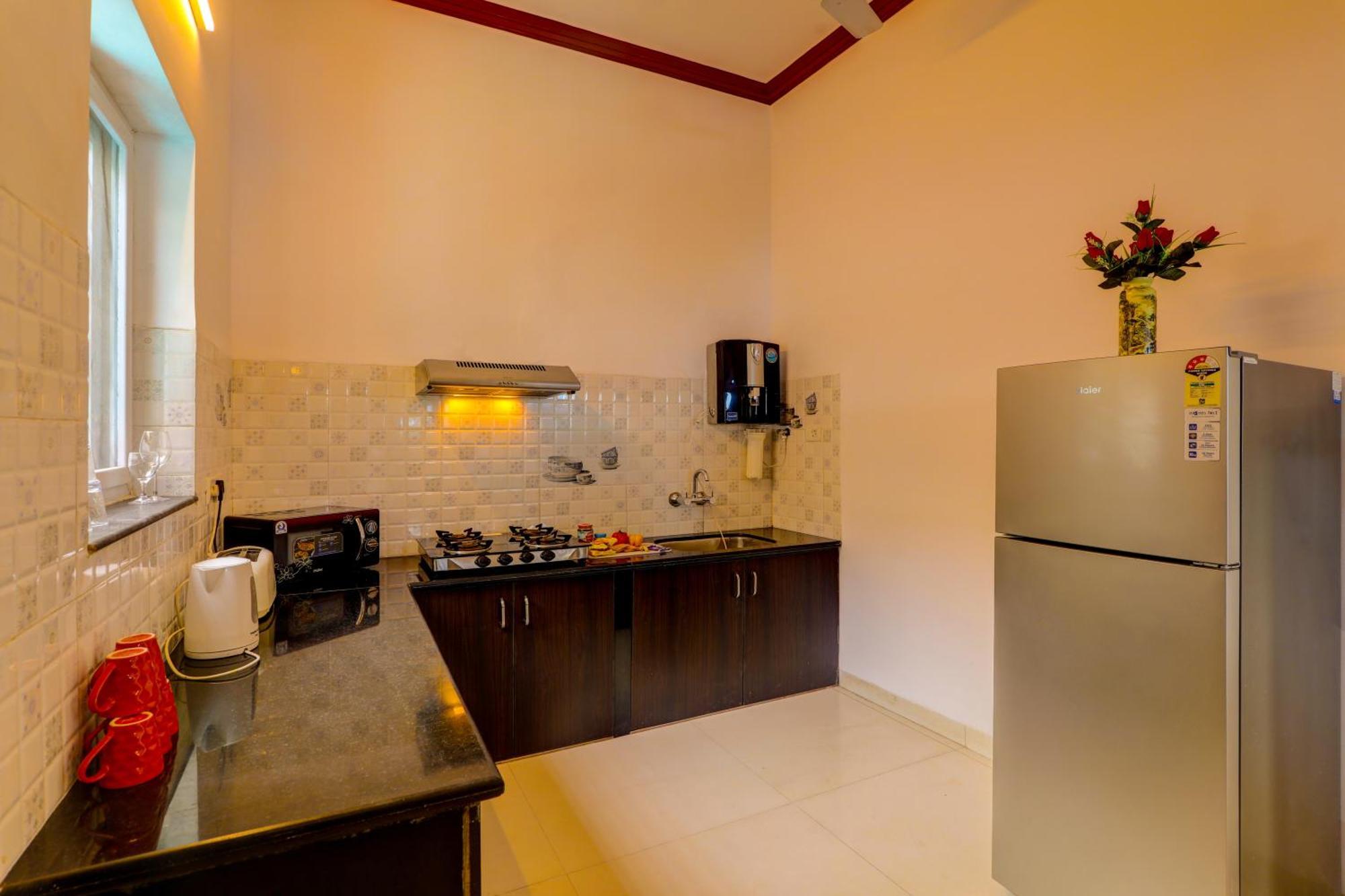 Ludo Private Pool Villa, Wifi-Caretaker-Parking, North Goa Baga Exterior photo
